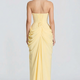 Júlia | Maxi Ruha