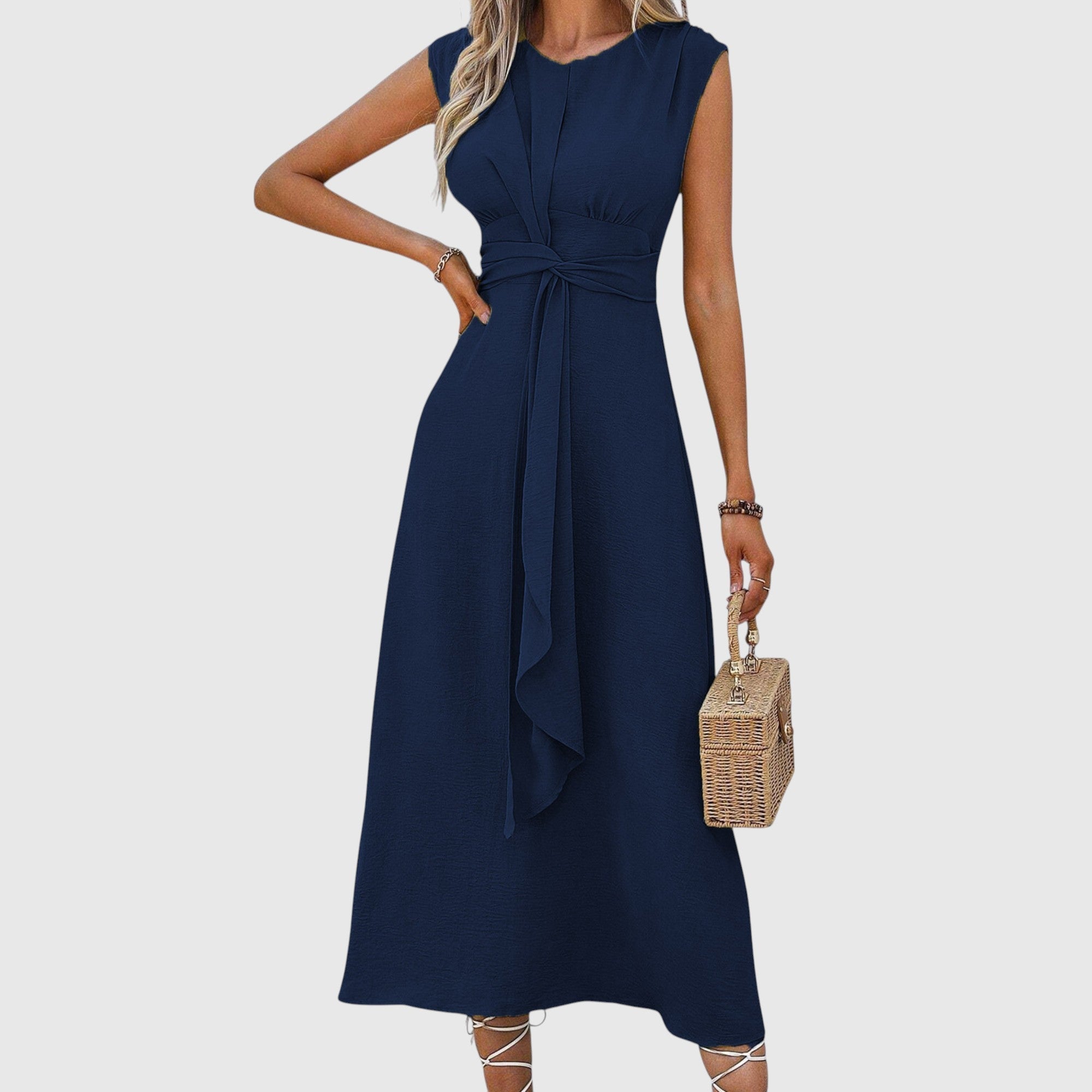 Dóra – Elegáns maxi ruha ujj nélkül